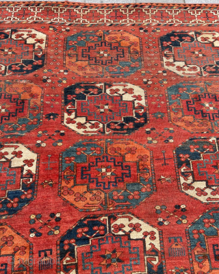 Early 19th Century Turkmen Ersari Main Carpet size 195x240 cm                       