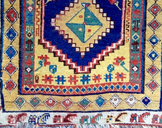Small Megri Rug circa 1860-70 size 95x163 cm Unusual Border and Lovely Colors                    