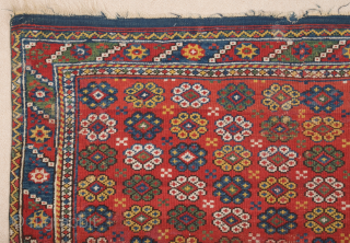 Early 19th Century West Anatolian Bergama Rug size 122z127 cm                       