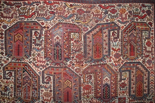 ca.1880 Amazing Kashqai rug ,, wonderful Natural colours,, size:187x157 cm  6.2x5.2 ft                    