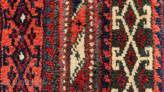 
Ca. 1920 68 x 68 cm. Persian Veramin. Alternation of high pile with Kilim. Overall excellent condition, border intact, so sign of wear. Contrasting colours and design.      
