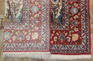 ca.1930 Wonderful Isfahan Rug,,Great Natural colours shiny silky wool and very good condition,,size:214x140 cm  7x4.7 ft                