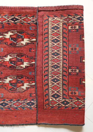 Turkoman Yomut Chuval 
Excellent condition.
129 x 65 cm                         
