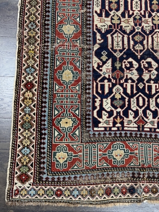 Caucasian Konaghan Shirwan rug 
170x116  cm           5.5x3.8 ft              