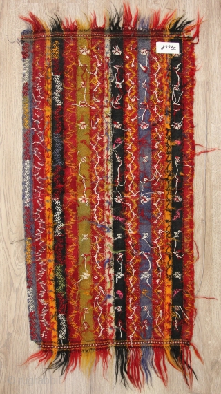 100 Years old, Sivas Cicim. Size : 81x44 cm                        