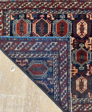 Persian Bagface Size: 62x68 cm                            
