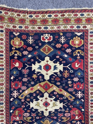 Antique bidjov rug circa 1900 size 170 x 119 cm                       