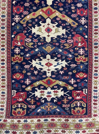 Antique bidjov rug circa 1900 size 170 x 119 cm                       