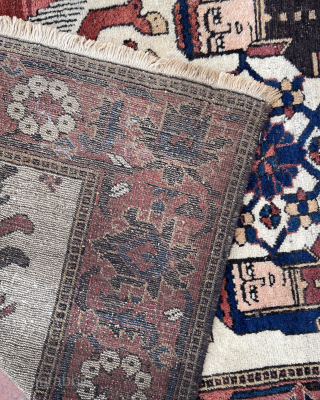 Circa 1900 Baluch ferdowsi “hushang shah” pictorial rug. It has some moth damaged inside. Size: 203 x 113 cm. Please contact via WhatsApp or e-mail: +90 534 330 38 48 / halilaalan@gmail.com 