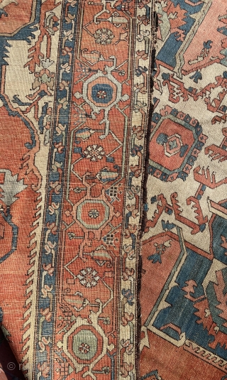 Village made Serapi Carpet, 3rd quarter of 19th century
Size : 420 x 290 cm
Contact for more details                