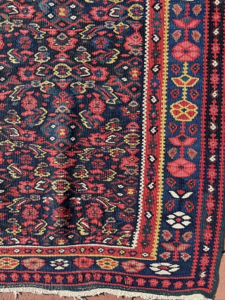 Mint condition Senneh kilim around 1920, there is only small repaired place (at last picture). Size : 195 x 137 cm            