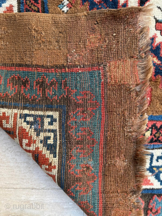 Late of the 19th century Sarab Rug, size 113x197 cm. Please send me directly mail.
halilaydinrugs@gmail.com
                  