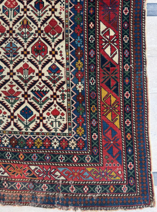 Third quarter of the 19th century Shirvan prayer rug. size 122 x 145 cm. Please send me direct mail.

halilaydinrugs@gmail.com              