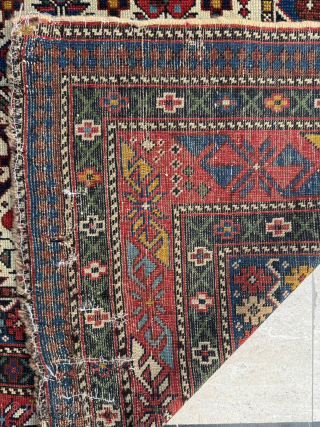 Third quarter of the 19th century Shirvan prayer rug. size 122 x 145 cm. Please send me direct mail.

halilaydinrugs@gmail.com              