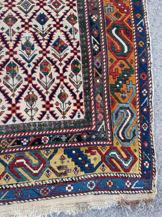 Shirvan Prayer Rug Circa 1870 Size: 130x167 cm.
Please contact directly. Halilaydinrugs@gmail.com                      