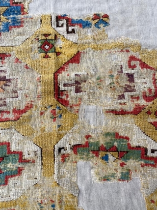 Early Cappadocia Fragment Size: 110x116 cm
Please contact directly. Halilaydinrugs@gmail.com                        