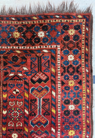 Circa 1870s Beshir engsi rug. Size 109 x 206 cm. Please send me direct mail.

halilaydinrugs@gmail.com

Instagram - @halilaydinrug

                