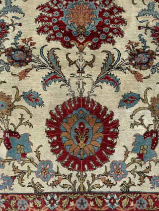 Early 20th century Qum carpet. Good condition. Size 195 x 320 cm. Please send me direct mail.

halilaydinrugs@gmail.com

Instagram - @halilaydinrug              