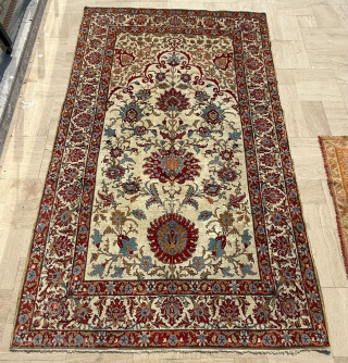 Early 20th century Qum carpet. Good condition. Size 195 x 320 cm. Please send me direct mail.

halilaydinrugs@gmail.com

Instagram - @halilaydinrug              