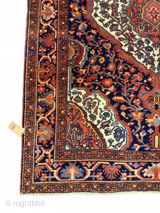 Malayer 1920s perfect condition, very good colors, small checks were made. 

Size: 200 x 144 cm

E-mail to halilkokogluu@gmail.com . 

Also, you can simply find my further contact information and my other rugs  ...