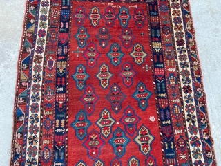 19th Century Karabag Rug Size : 162 x 244 cm                       