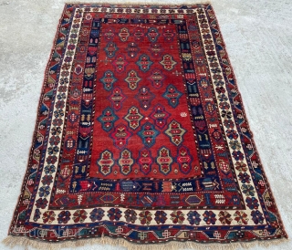 19th Century Karabag Rug Size : 162 x 244 cm                       