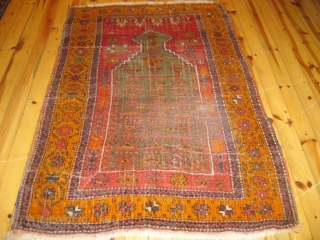Beautiful Antep carpet,Size 1,70cm x 1,08cm
                           