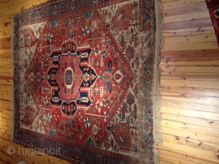 Antique Serapi rug,Size : 320 x 284 cm

                         