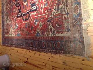 Antique Serapi rug,Size : 320 x 284 cm

                         
