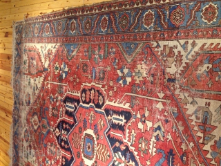 Antique Serapi rug,Size : 320 x 284 cm

                         