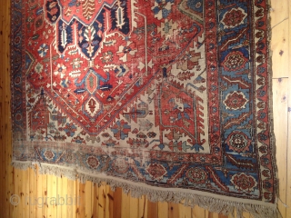 Antique Serapi rug,Size : 320 x 284 cm

                         