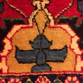 Very nice Persian Carpet  mid 20.century
size is 400x300cm                        