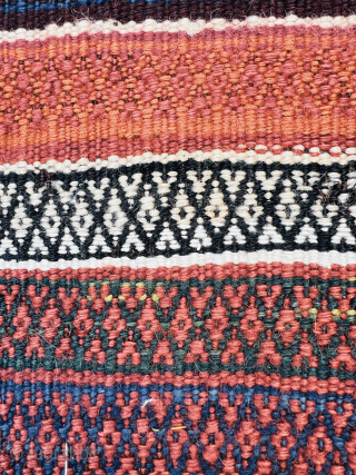Qashqai chanteh circa 1890 size 33x30cm
Please Contact this email for more information. hamidparsacarpet@yahoo.com                    