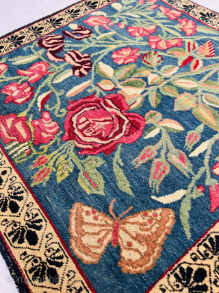 Rare Antique Esfahan small rug circa 1870,very good condition size 60x60cm Fine texture Please Contact this email for more information.
hamidparsacarpet@yahoo.com             