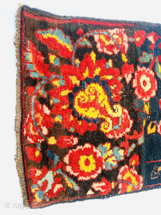 Armenian Bakhtiyari Wagireh 1880 circa,size 88x40cm Please Contact this email for more information.
hamidparsacarpet@yahoo.com=                    