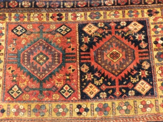 old Kurdish choval,fantastic natural dyes
size 116x85cm                           