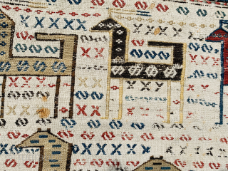 Caucasian Verneh 1870 circa,animal caravan horse,cotton foundation with some damage(Clear in the pictures) all drawings made with soumac technique,size150x61cm              