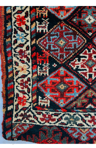 complete Varamin Khoorjin circa 1880 With very beautiful animals woven on both sides and looking towards the center., the field is covered in a diamond lattice containing cruciform designs with natural saturated  ...