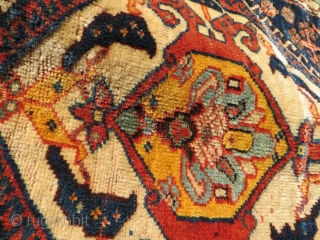 Very fine Qashqai kashkuli bag all natural days silky wool and without any repair,size 116x59cm taken with kilim               
