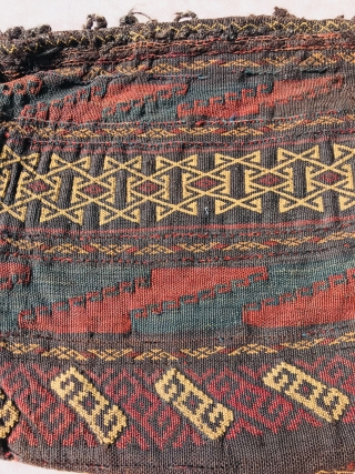 Baluch Chanteh 1880 circa in perfect condition >size 42x40cm                        