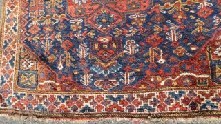 Shiraz  circa 1900,size 150x112cm without any ripers all natural color.
                      