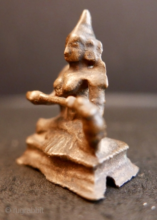 
16th c Hindu Goddess 'Annapurna';  bronze;  1 1/2"H or 3.8cm.

'Annapurna' has many epithets:  Kitchen Goddess,  Goddess of the Harvest, among others.  In Sanskrit,  Her name translates  ...