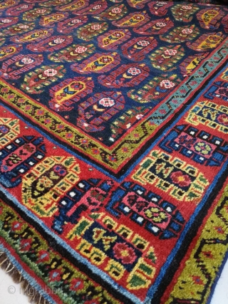 Late 20th century kurdish sauj bulagh carpet, size 300x164cm.                        