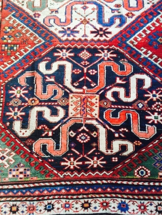 Caucasian Wolcumband Carpet
size:4'5x7'10ft                              
