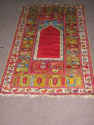 Wonderful Anatolian Prayer Rug.Kirsehir?very good silky soft and shiny wool.late 19th centry or early 20th centry.please feel free to contact me.thank you           