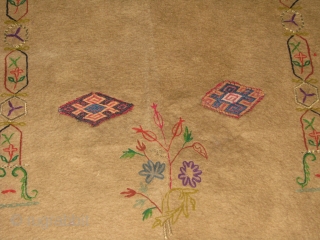 Anatolian Handmade Felt.it has naturel brown colours(camel?)and very beautiful embroidery.some are with metal.it has a beautifull mihrab and and oil lamb,tree of life.real Ottoman figures.the place where the feet should be while  ...