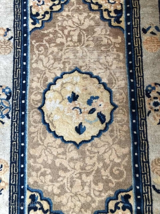 Chinese antique rug Ningxia, 18th century
Size 4/ 2.3 inche
100/60cm
To pick up from Los Angeles
Sending also available
Price: the best offer
              