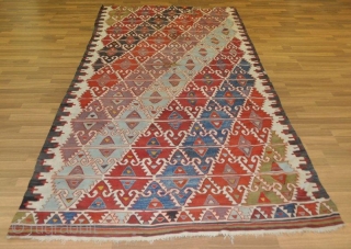 Anatolian kilim frag "Sivrihisar", large scale Elibelinde motifs                         