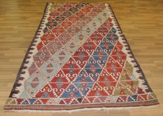 Anatolian kilim frag "Sivrihisar", large scale Elibelinde motifs                         