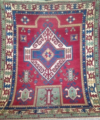 Unique Fahrola Kazak, with rare design and borders.the size 4x4'11 ( 122x150 cm)                    